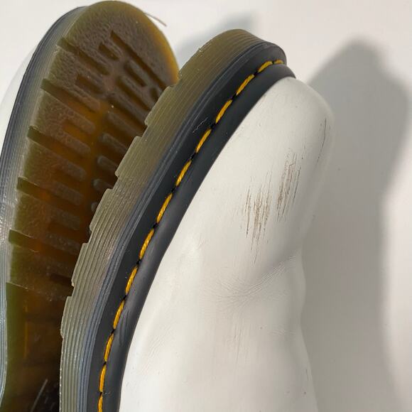 Dr. Martens Women's 2976 Chelsea Boots White Smooth Leather Ankle Size 9 - Picture 4 of 10